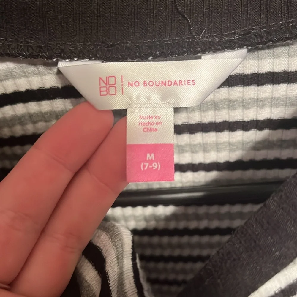 ✨SHIRT✨ - Picture 3 of 3